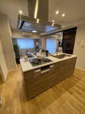 浜町駅の賃貸：未来を生き、緑に憩う。